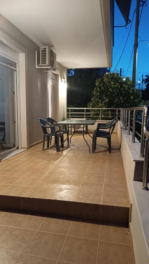 Vasilis Appartement Rafína Buitenkant foto