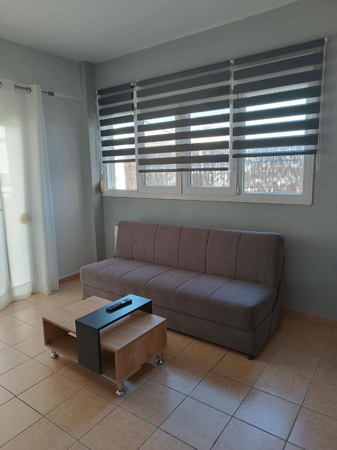 Vasilis Appartement Rafína Buitenkant foto