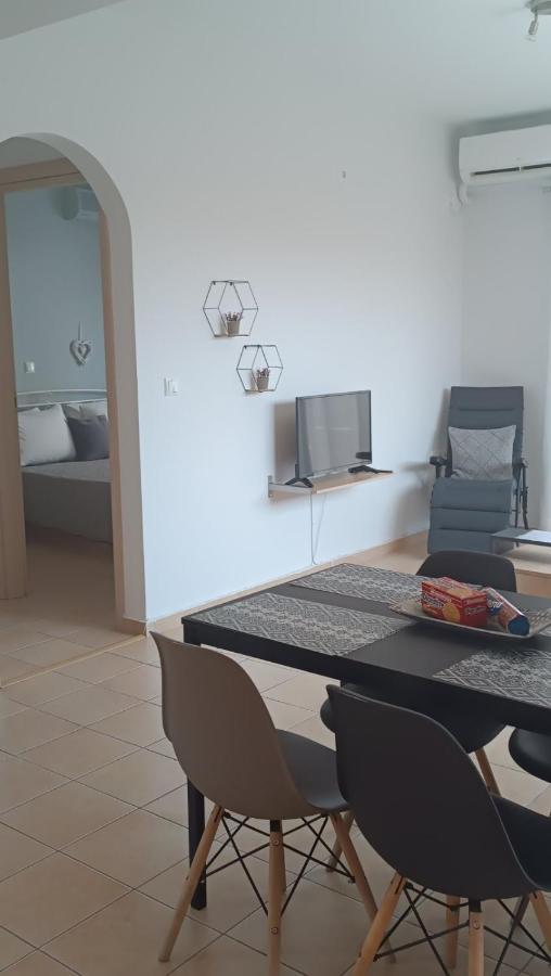 Vasilis Appartement Rafína Buitenkant foto
